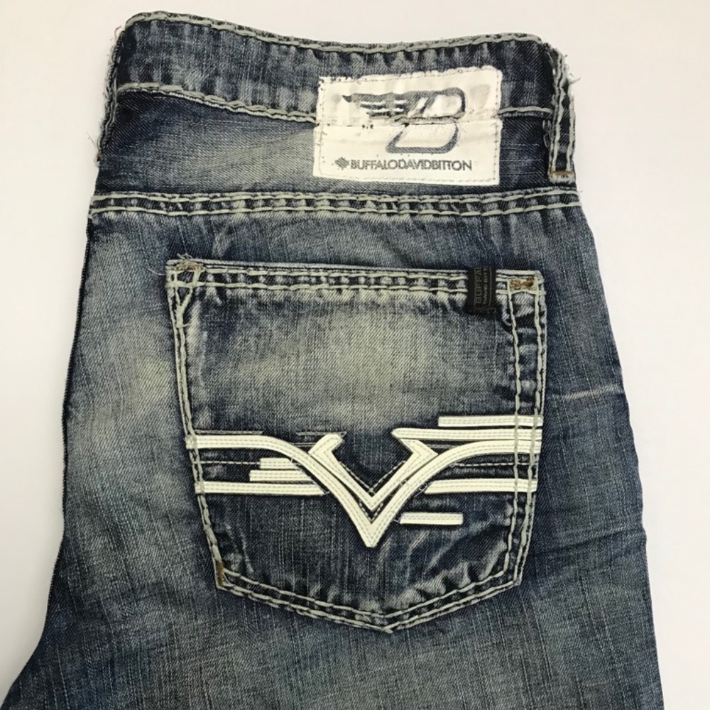 Men's Buffalo Jeans 32 x 31 Dorick Fit